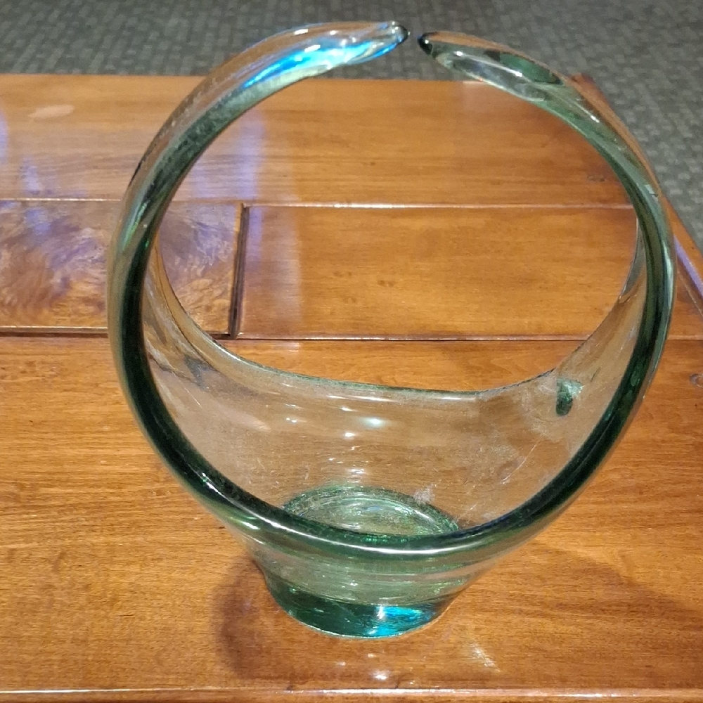 Glass - Picture 1 of 6